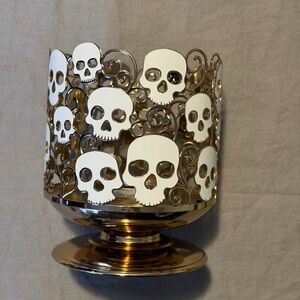 Bath and Body Works 3 Wick Skull Candle Holder
